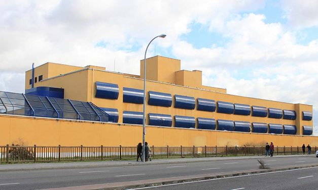 Los centros de internamiento para extranjeros, fábricas de llanto