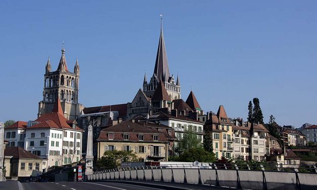 Las religiones tienen cada vez menos peso