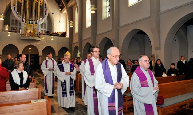 Dirigió la Comunidad Hispanohablante de Stuttgart más de 25 años